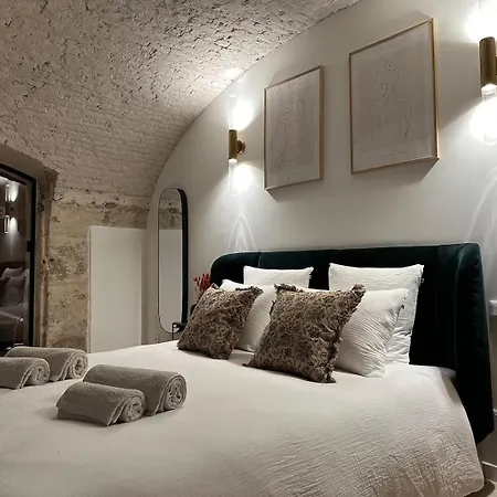 Brume, Sauna Et Balneo Centre Historique Appartement *